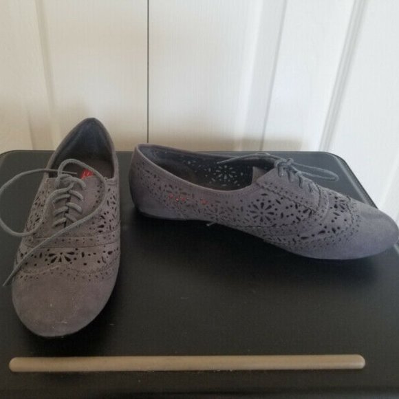 Spirit Grey Summer Shoes - Picture 1 of 2